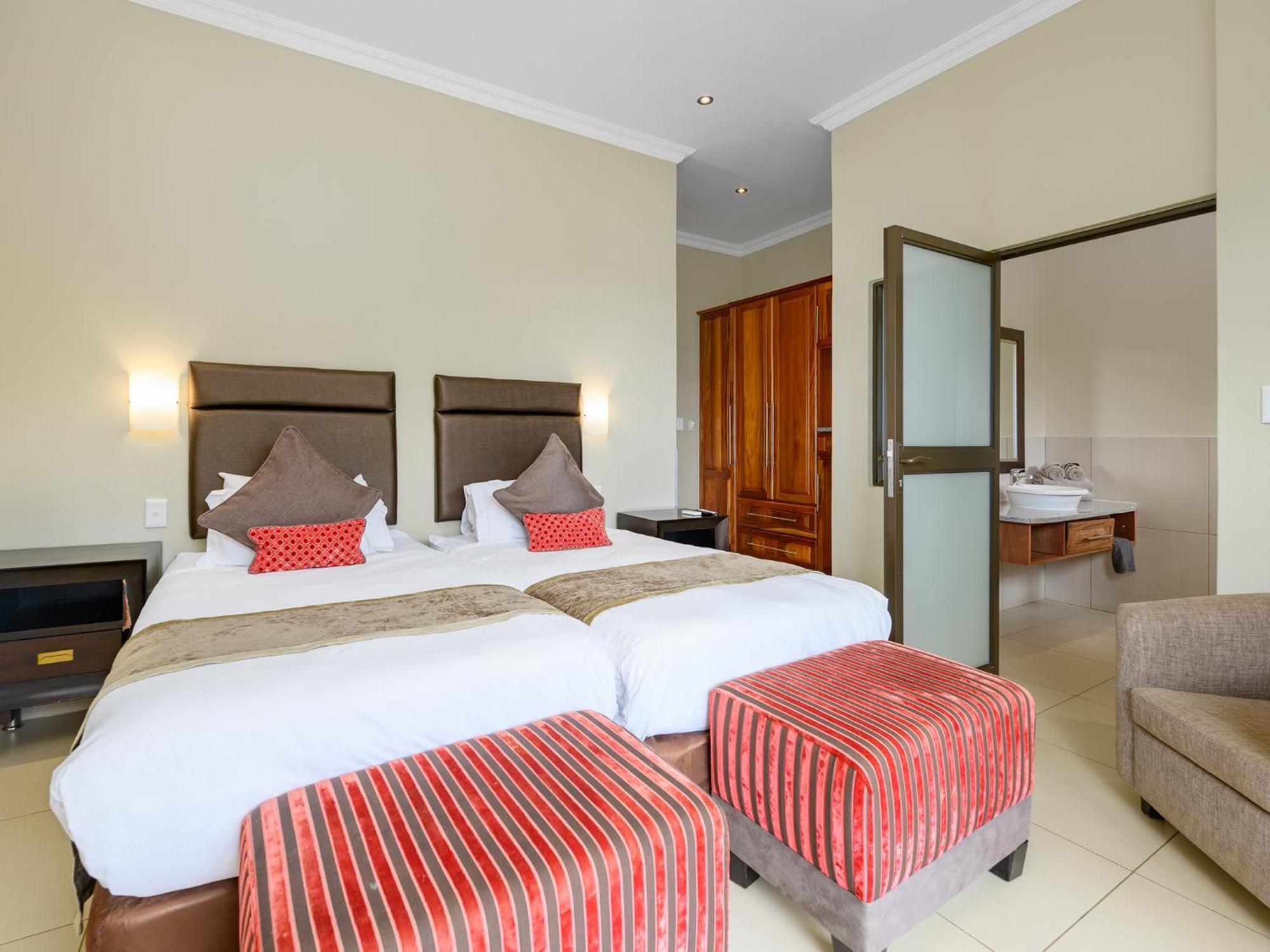 Monomotapa Village @ Legend Golf And Safari Resort Golders Green Buitenkant foto