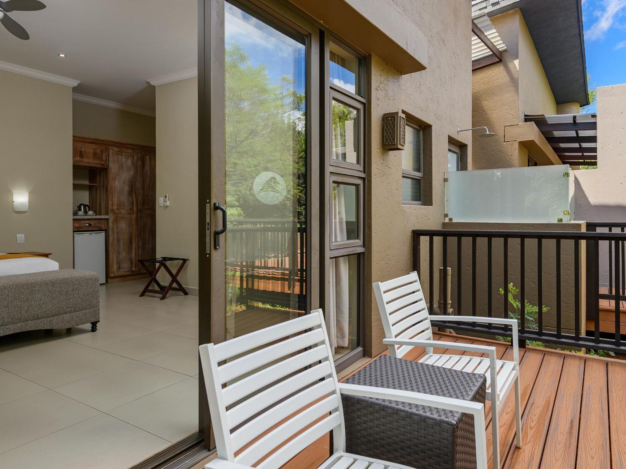 Monomotapa Village @ Legend Golf And Safari Resort Golders Green Buitenkant foto