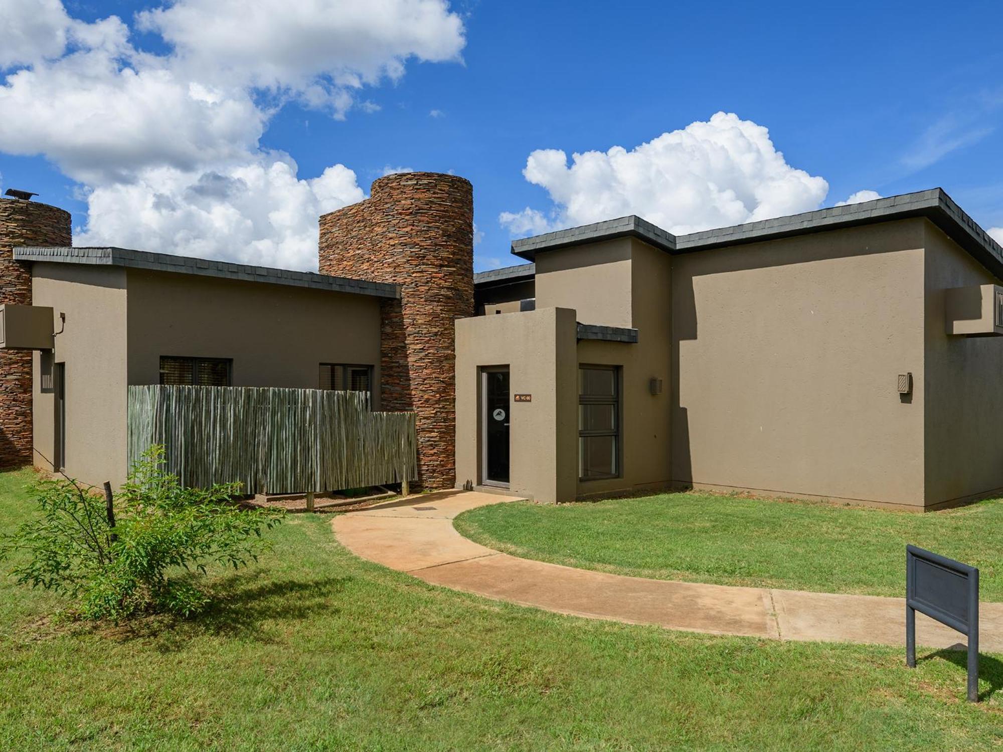 Monomotapa Village @ Legend Golf And Safari Resort Golders Green Buitenkant foto