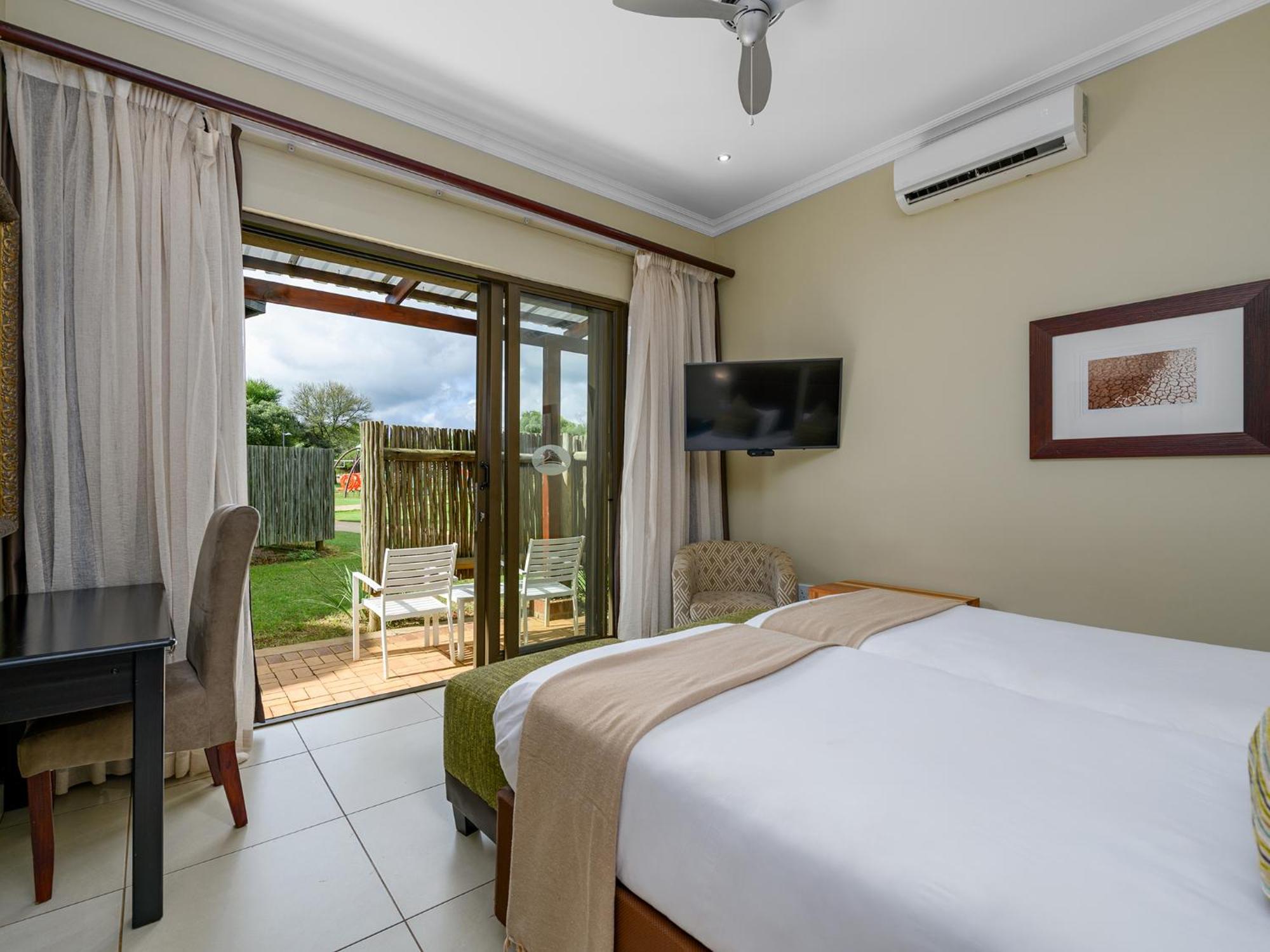 Monomotapa Village @ Legend Golf And Safari Resort Golders Green Buitenkant foto